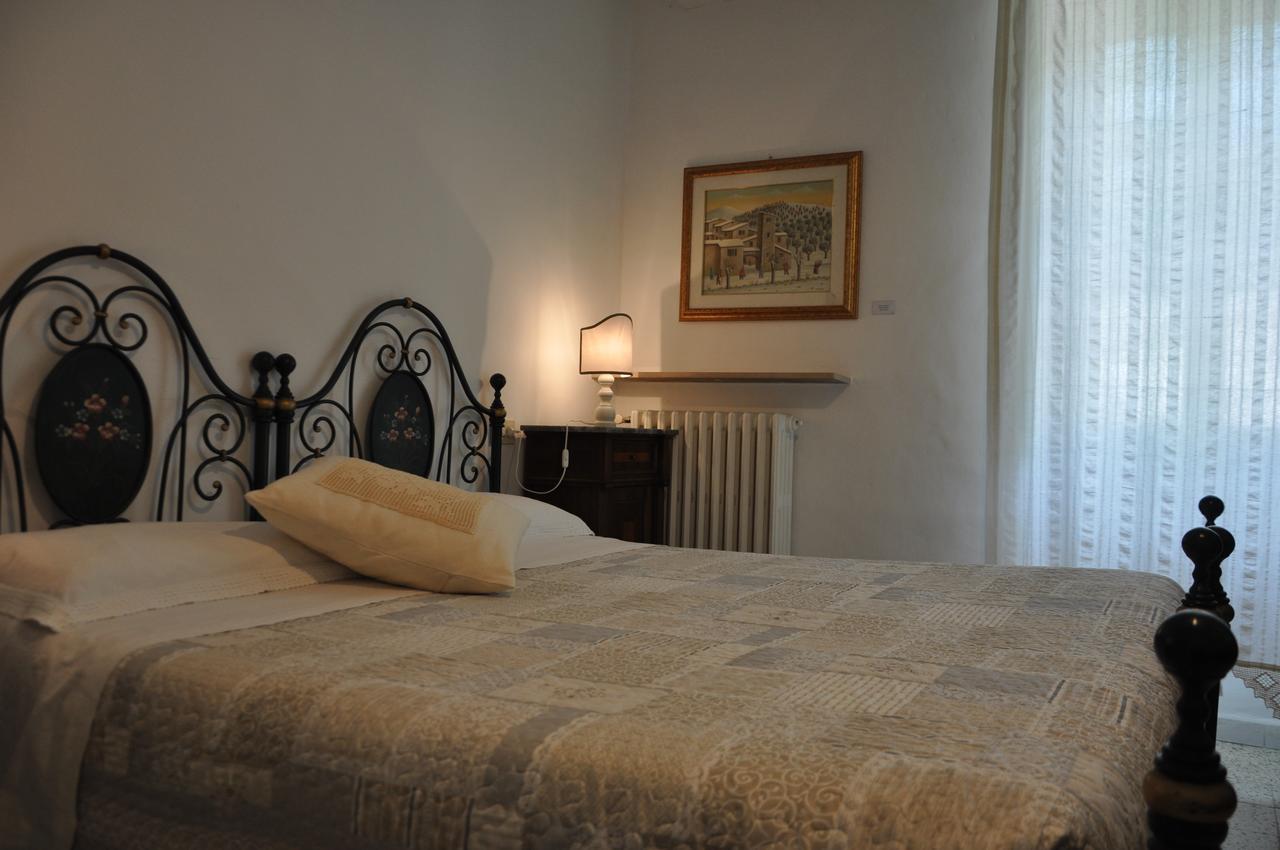 Agriturismo Antico Frantoio Foligno Exterior foto